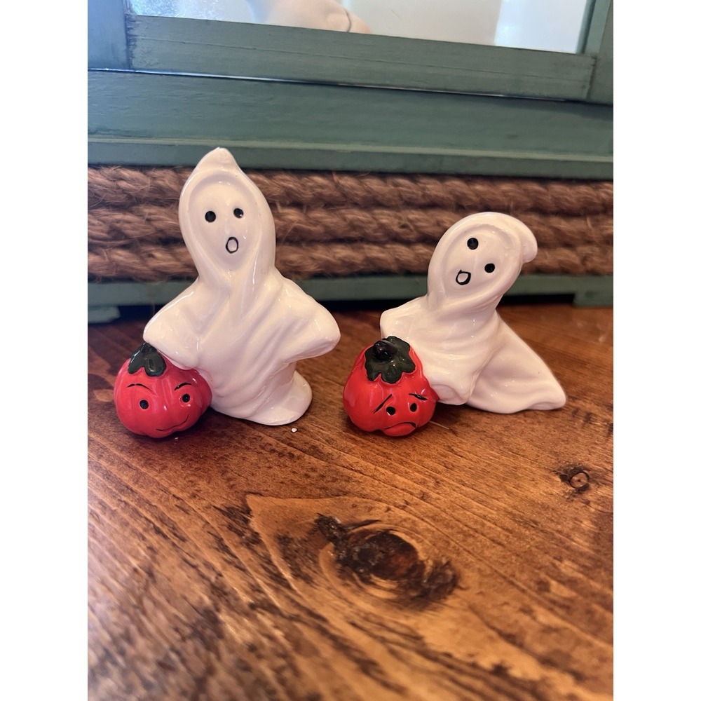 (2) Vintage George Good Ghost Halloween Jack O Lanterns 3" Taiwan